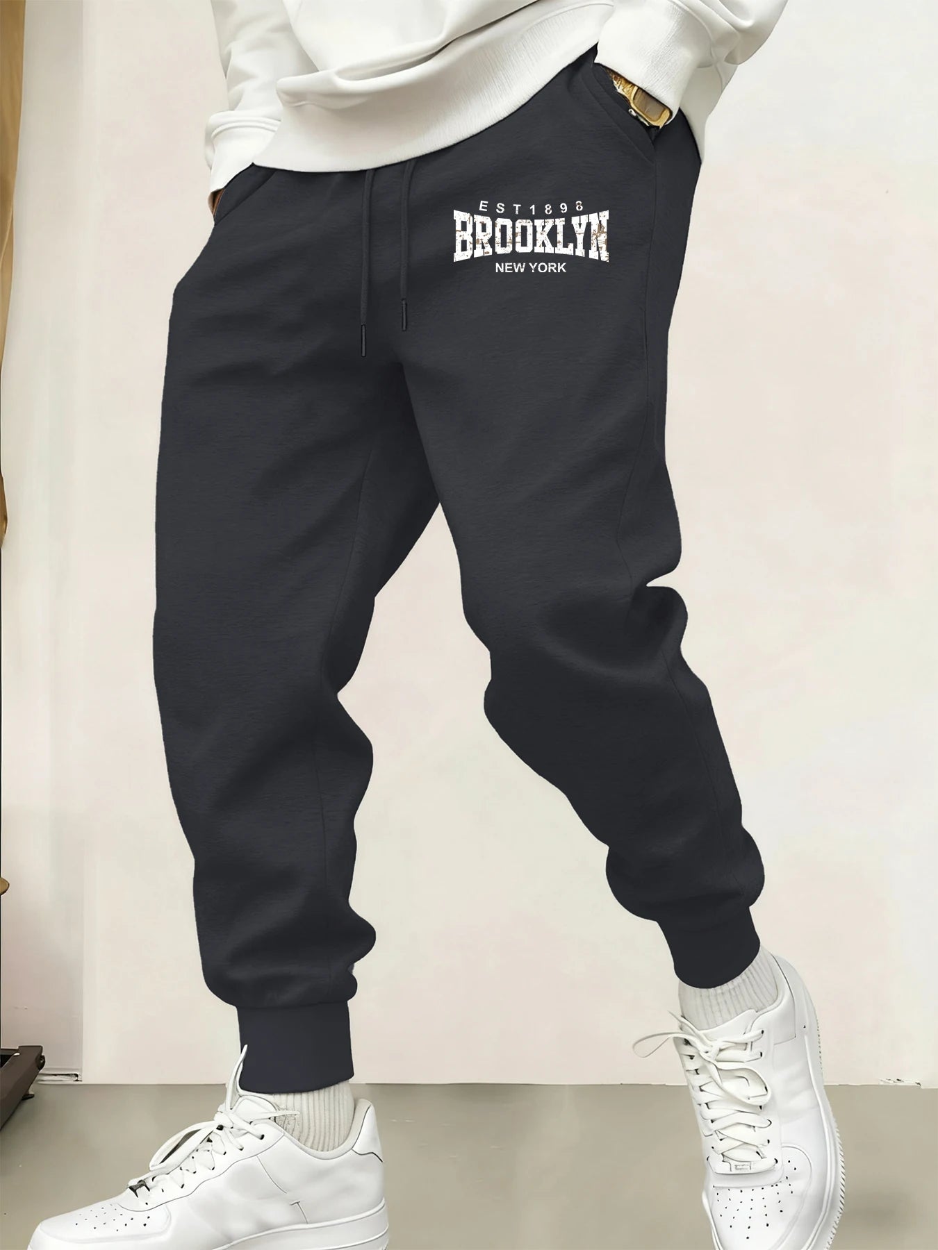 Brooklyn New York Prints Man's Sweatpants Warm Comfy Long Pants Joggers Basic Trousers Pocket Elastic Waist All-Match Pant